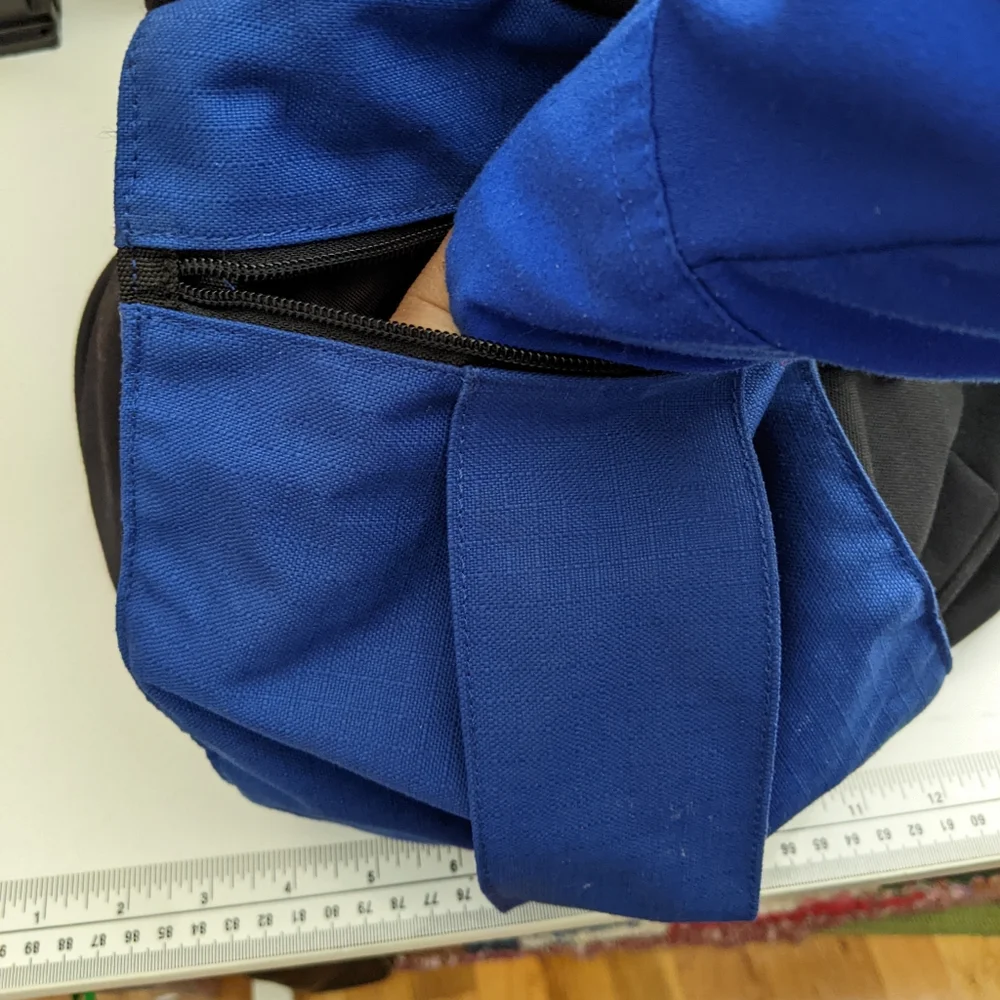 Vtg Outdoor Products Blue and Black Sports Duffle Travel Bag w Handles and Strap
